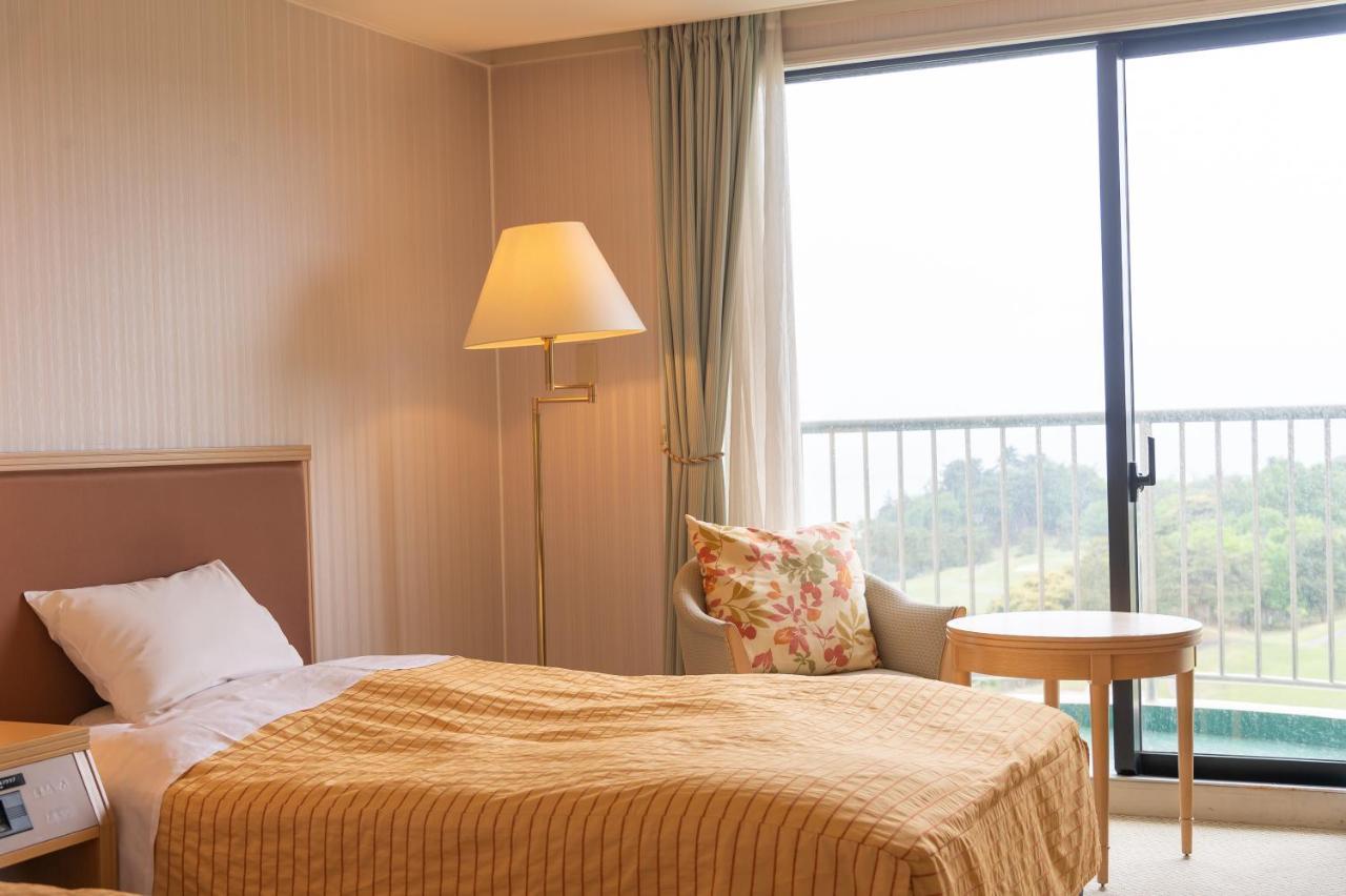 Onahama Ocean Hotel & Golf Club Iwaki  Exterior photo